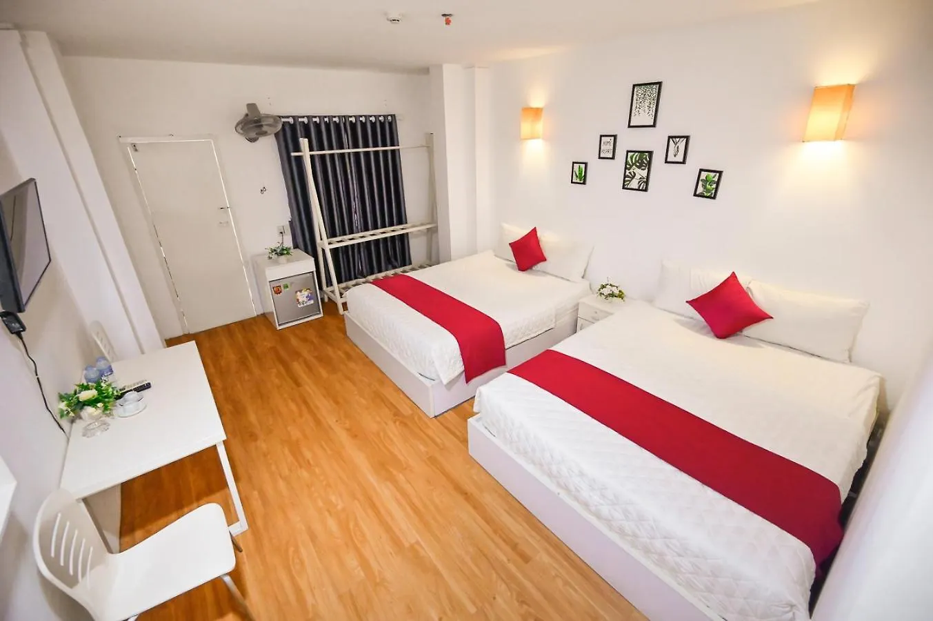 Phu Gia Hotel 193 Nguyen Thai Hoc Ho Chi Minh City